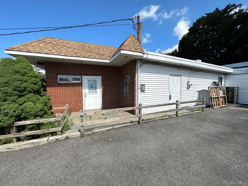 199 Marble Ave, Pleasantville, NY, 10570-3421 | Card Image