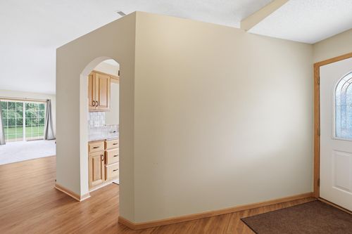 1761 Ojibway Dr, Hugo, MN, 55038-7036 | Card Image
