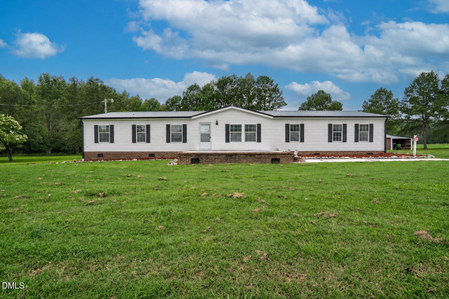 Residential in Elm City 3