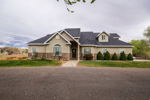 830 N 1900 W, Roosevelt, UT, 84066-9775 | Card Image