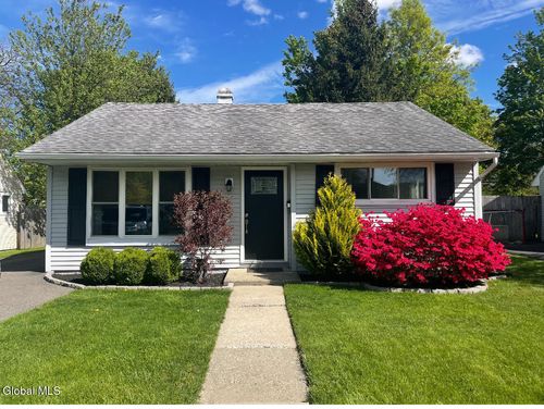 64 Keeler Dr, Albany, NY, 12208-1927 | Card Image