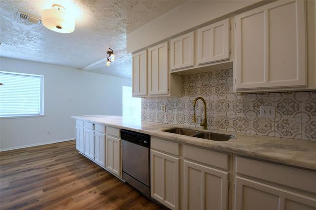 18811 Pine Trace Ct, House other with 3 bedrooms, 2 bathrooms and 2 parking in Humble TX | Image 20