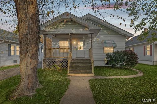 259 S 7th St, Wood River, IL, 62095-2335 | Card Image