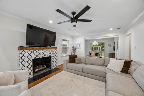 4013 Valley Ridge Rd, Dallas, TX, 75220-1859 | Card Image