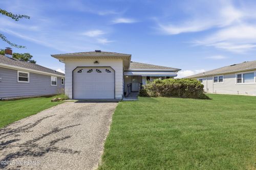 10 Bimini Dr, Toms River, NJ, 08757-3729 | Card Image