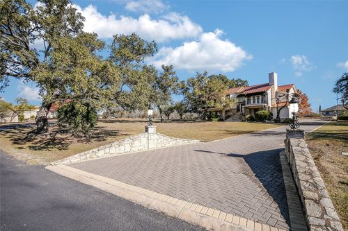 333 Quail Run Ct, Spicewood, TX, 78669-3170 | Card Image