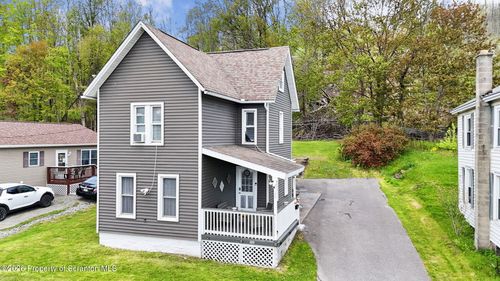 137 State St, Susquehanna, PA, 18847-2758 | Card Image