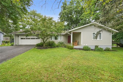 135 Simsbury Dr, Ithaca, NY, 14850-1728 | Card Image