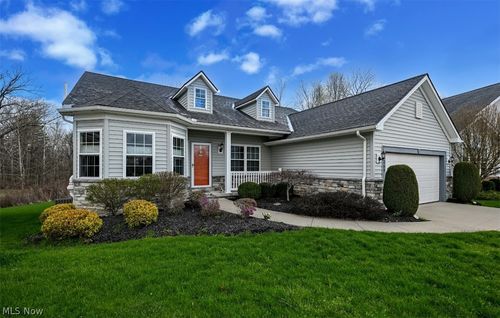 10269 River Run Ln, North Royalton, OH, 44133-6076 | Card Image