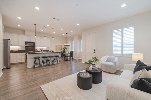 18 Jaripol Cir, Rancho Mission Viejo, CA, 92694-1584 | Card Image