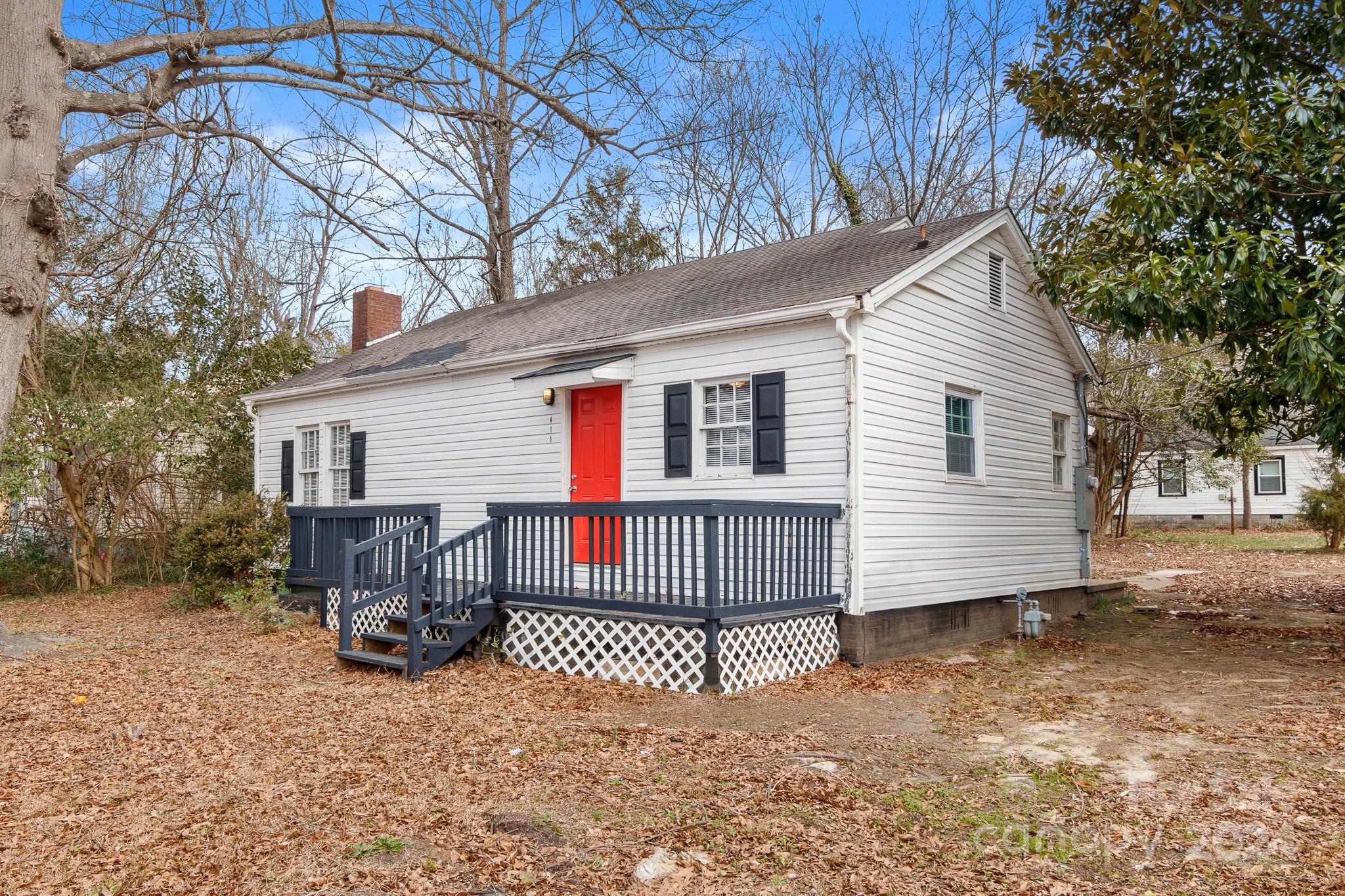 Thompson St, Shelby, NC 28150