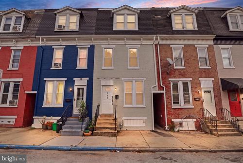 735 S Beaver St, YORK, PA, 17401-2208 | Card Image