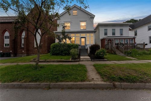 131 E 2nd St, Oswego, NY, 13126-2630 | Card Image