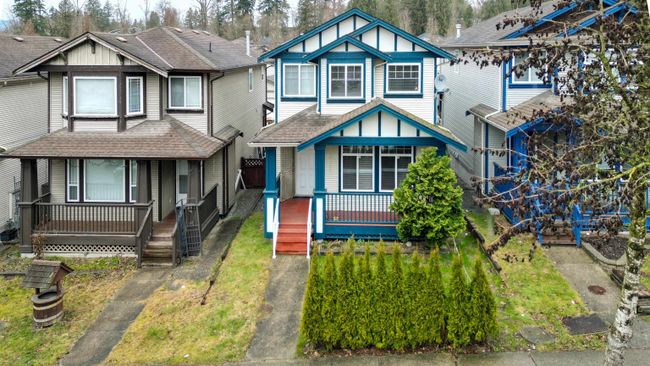 24117 102 Avenue, House other with 4 bedrooms, 3 bathrooms and 2 parking in Maple Ridge BC | Image 1