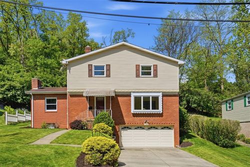 1548 Spreading Oak Dr, Scott Twp, PA, 15220 | Card Image