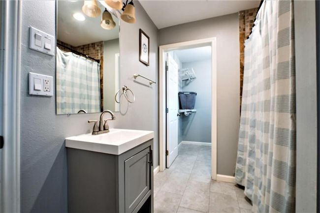 9305 Emnora Ln, House other with 2 bedrooms, 2 bathrooms and 1 parking in Houston TX | Image 14