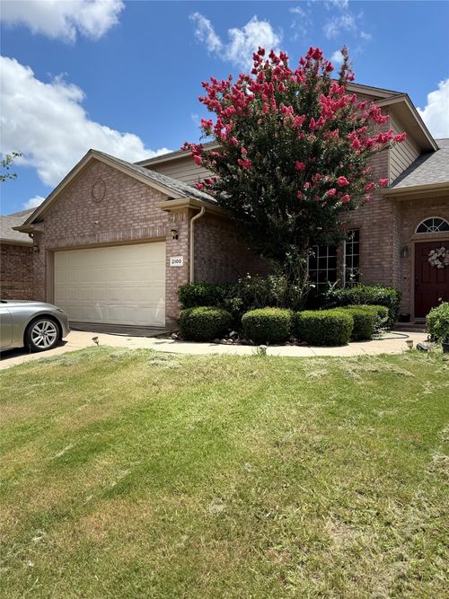 2100 Leandra Ln, Fort Worth, TX, 76131-1217 | Card Image