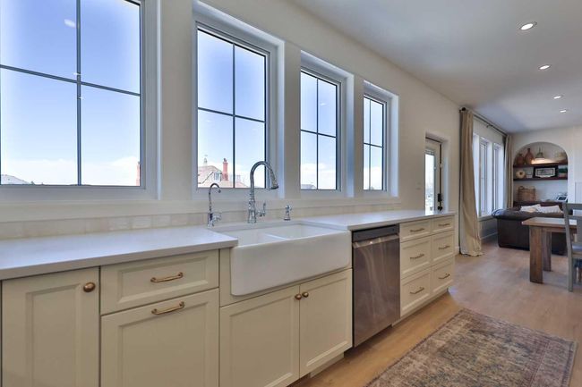363 Church Avenue, House other with 6 bedrooms, 3 bathrooms and 4 parking in Raymond AB | Image 14
