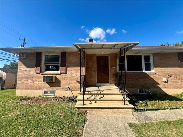 Irving St, Allentown, PA 18109