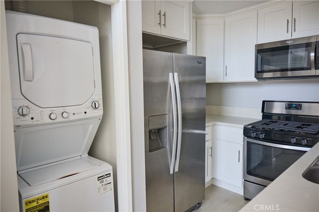 APT-302 - 2110 S Bentley Ave, Condo with 2 bedrooms, 2 bathrooms and 2 parking in LOS ANGELES CA | Image 18
