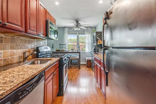 apt-5n-460 Old Town Rd, Port Jefferson Station, NY, 11776-2210 | Card Image