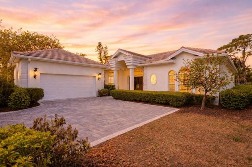 7857 Wilton Crescent Cir, UNIVERSITY PARK, FL, 34201-2250 | Card Image