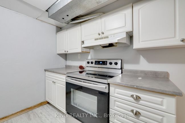 1761 Daleview Cres, House other with 4 bedrooms, 2 bathrooms and 8 parking in Cambridge ON | Image 36