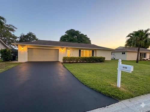 8109 Nw 94th Ave, Tamarac, FL, 33321-1441 | Card Image