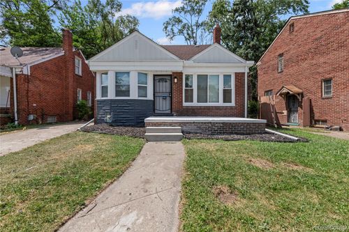 18243 Freeland St, Detroit, MI, 48235-2537 | Card Image