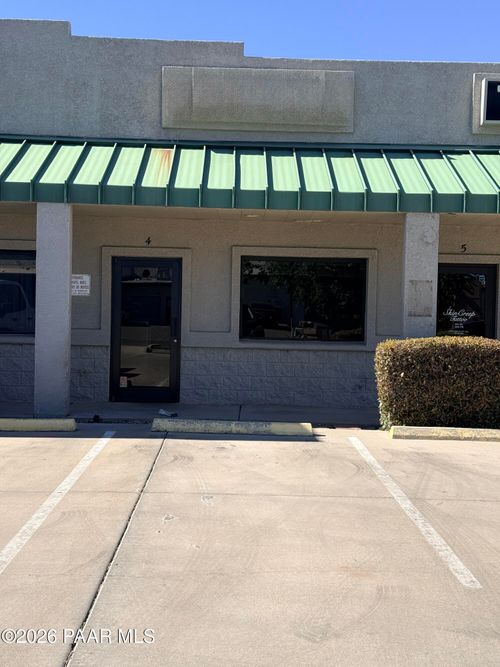 8098 E Valley Rd, Prescott Valley, AZ, 86314-9401 | Card Image