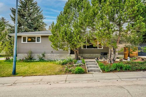 2704 Chandler Rd Nw, Calgary, AB, T2L1E5 | Card Image
