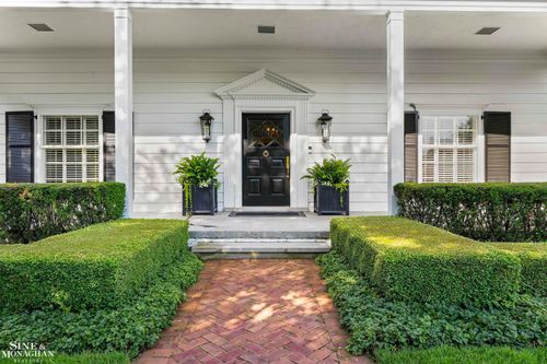 835 Ellair Pl, Grosse Pointe Park, MI, 48230-1901 | Card Image