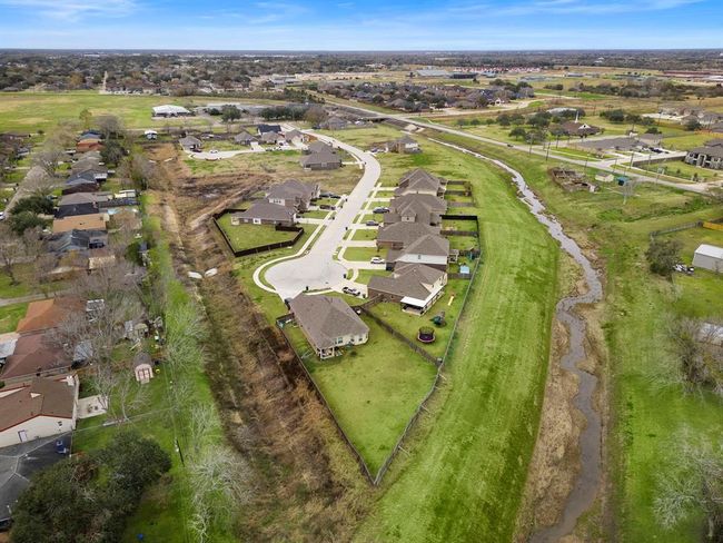 117 Bayou Bend Blvd, House other with 3 bedrooms, 3 bathrooms and null parking in Angleton TX | Image 10