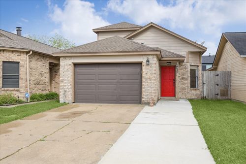 5813 Guadalupe Dr, Dickinson, TX, 77539-5960 | Card Image
