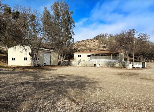 64512 Davis Canyon Rd, Lockwood, CA, 93932 | Card Image