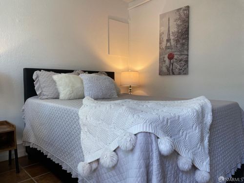 338 S 16th St, Richmond, CA, 94804-2520 | Card Image