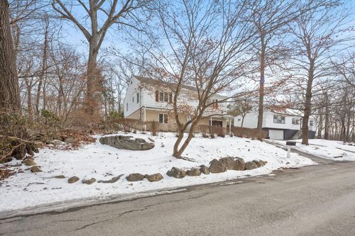 6 Garfield Dr, Patterson, NY, 12563-1746 | Card Image