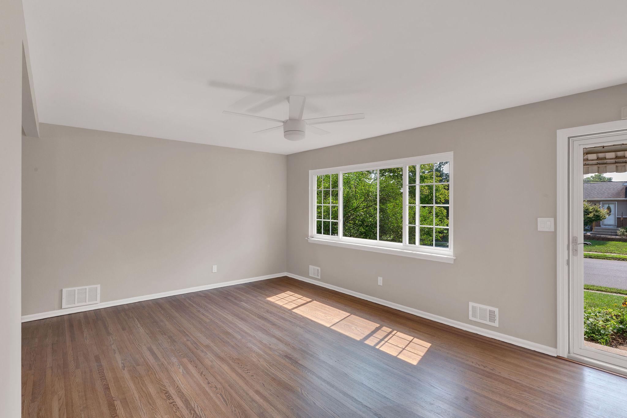 Residential in MOUNT HOLLY 2