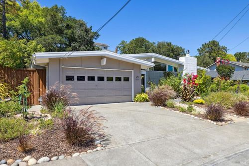 24 Twelveoak Hill Dr, San Rafael, CA, 94903-1728 | Card Image