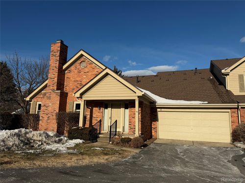 11 Oxford Ct, Dearborn, MI, 48124-2565 | Card Image