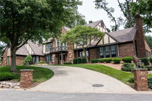 6 Lakeshore Ct, Danville, IL, 61832-1303 | Card Image