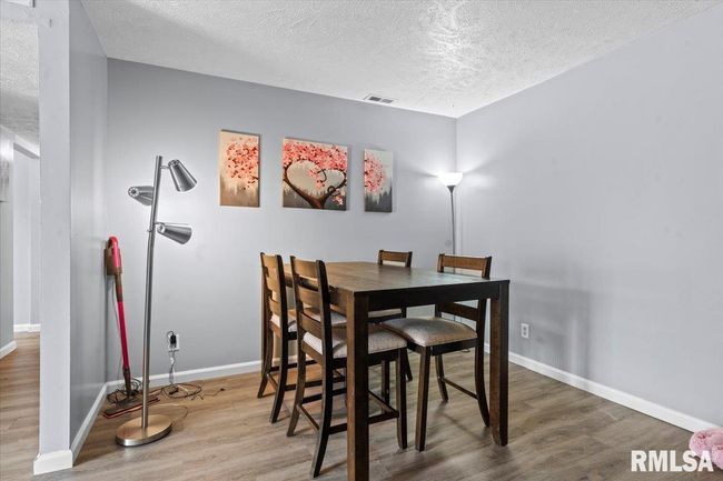 APT-2 - 2900 Taylor Ave, Condo with 2 bedrooms, 2 bathrooms and null parking in Springfield IL | Image 7