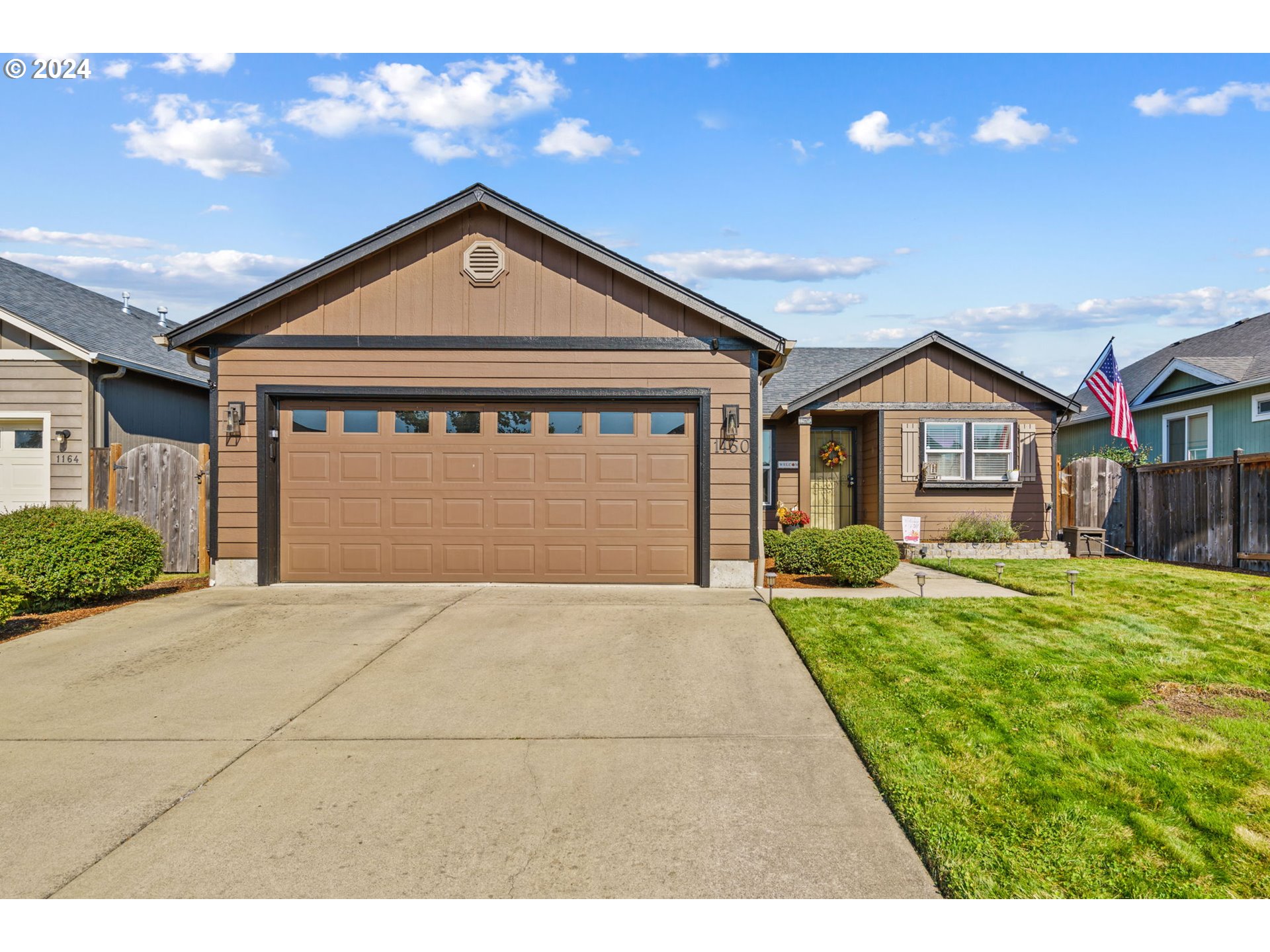 2nd St, Cottage Grove, OR 97424