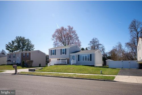 3221 Claridge Rd, BENSALEM, PA, 19020-1792 | Card Image