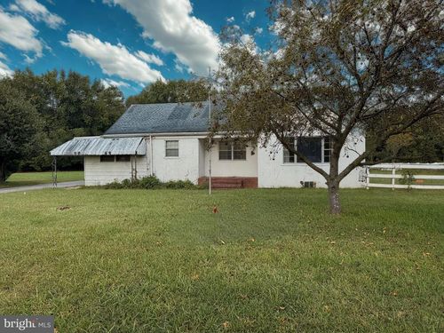 15832 S Dupont Hwy, HARRINGTON, DE, 19952-3119 | Card Image