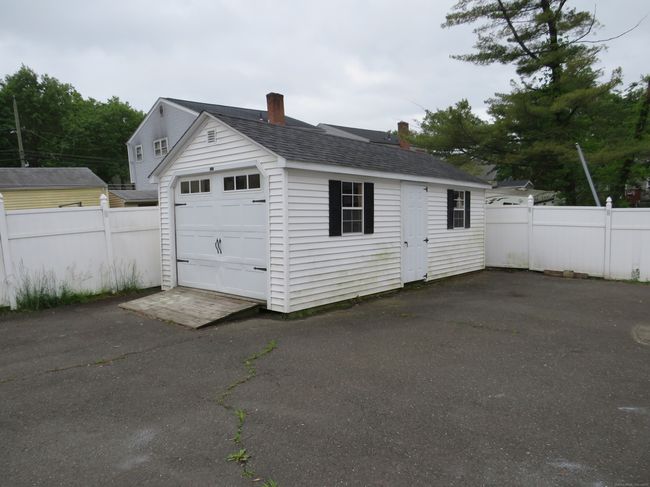 83 Stone St, House other with 3 bedrooms, 1 bathrooms and null parking in Hartford CT | Image 6