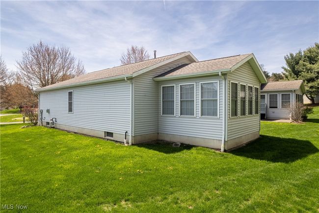 265 Thorn Way, Condo with 2 bedrooms, 2 bathrooms and null parking in Doylestown OH | Image 24