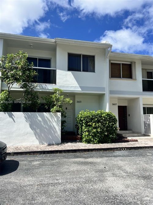 108-3601 Ne 168th St, North Miami Beach, FL, 33160-3590 | Card Image