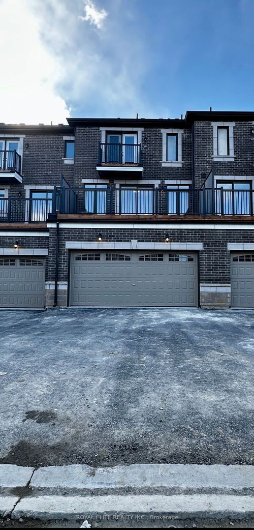 67 Minnock St, Caledon, ON, L7C4K8 | Card Image