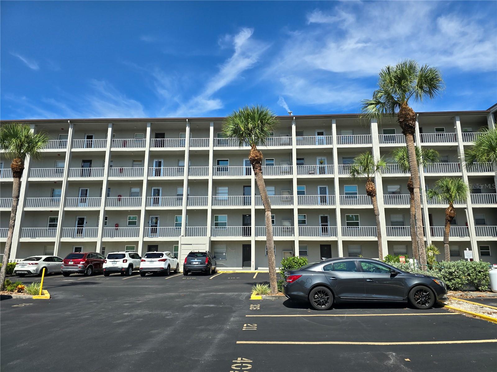 Lake Bayshore Dr, Bradenton, FL 34205